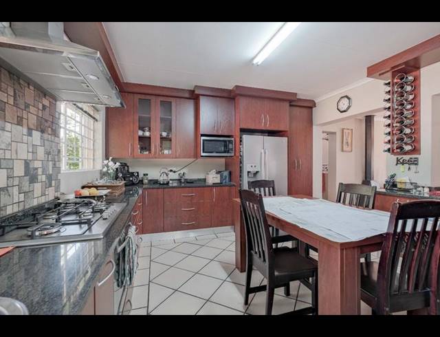 3 BEDROOM HOUSE FOR SALE IN FAERIE GLEN